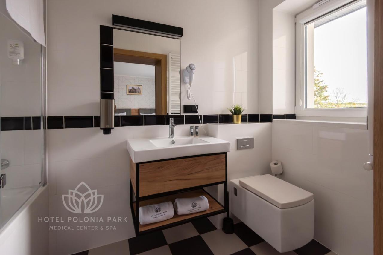 Hotel Polonia Park Medical Center & Spa Busko-Zdrój Dış mekan fotoğraf